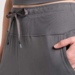 TravisMathew Women's Long Lunch Jogger 2023 -golf travismathew womens long lunch jogger 2023 139509 c 4